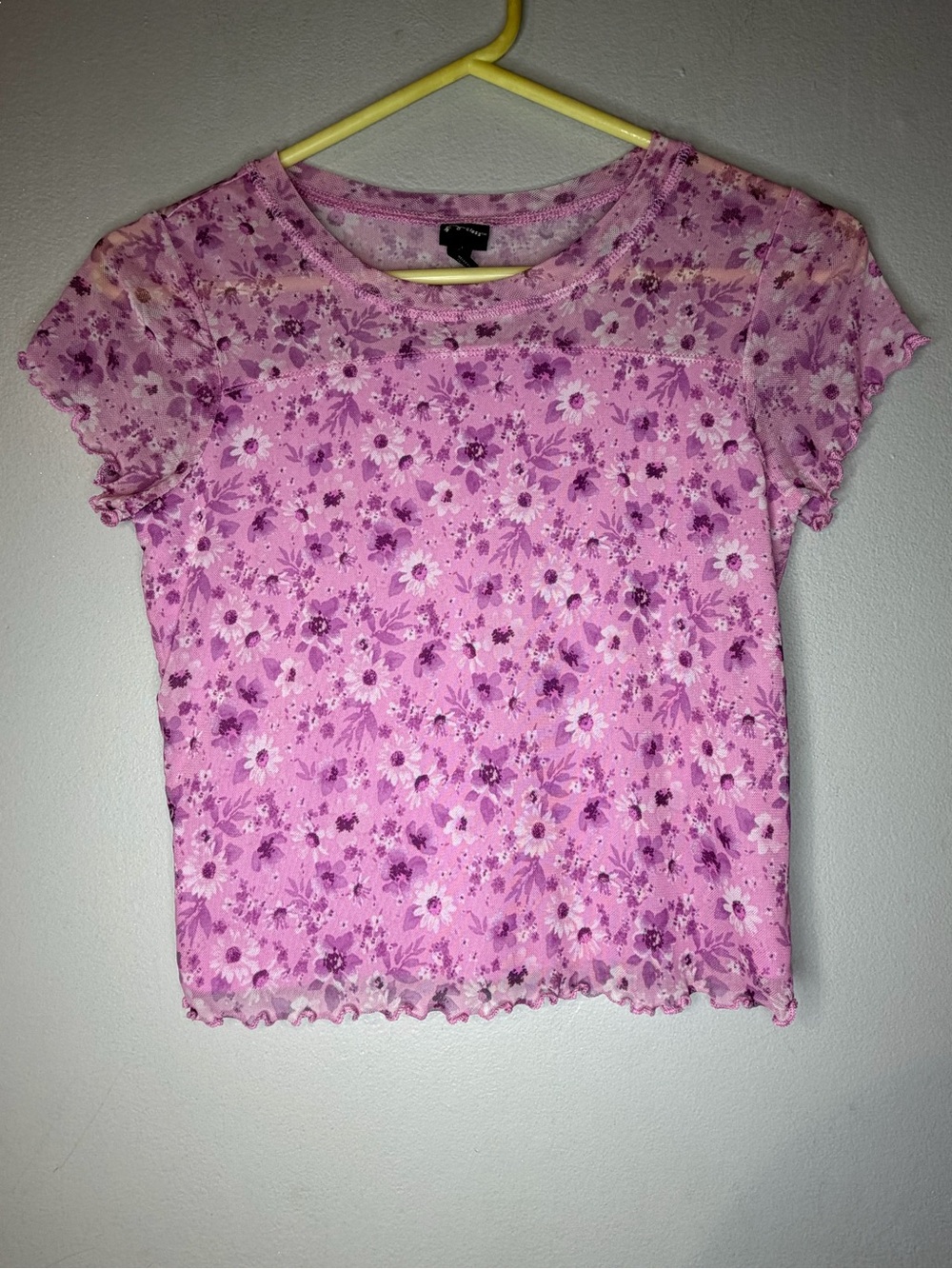 art class Pink Floral Mesh Short Sleeve Tee